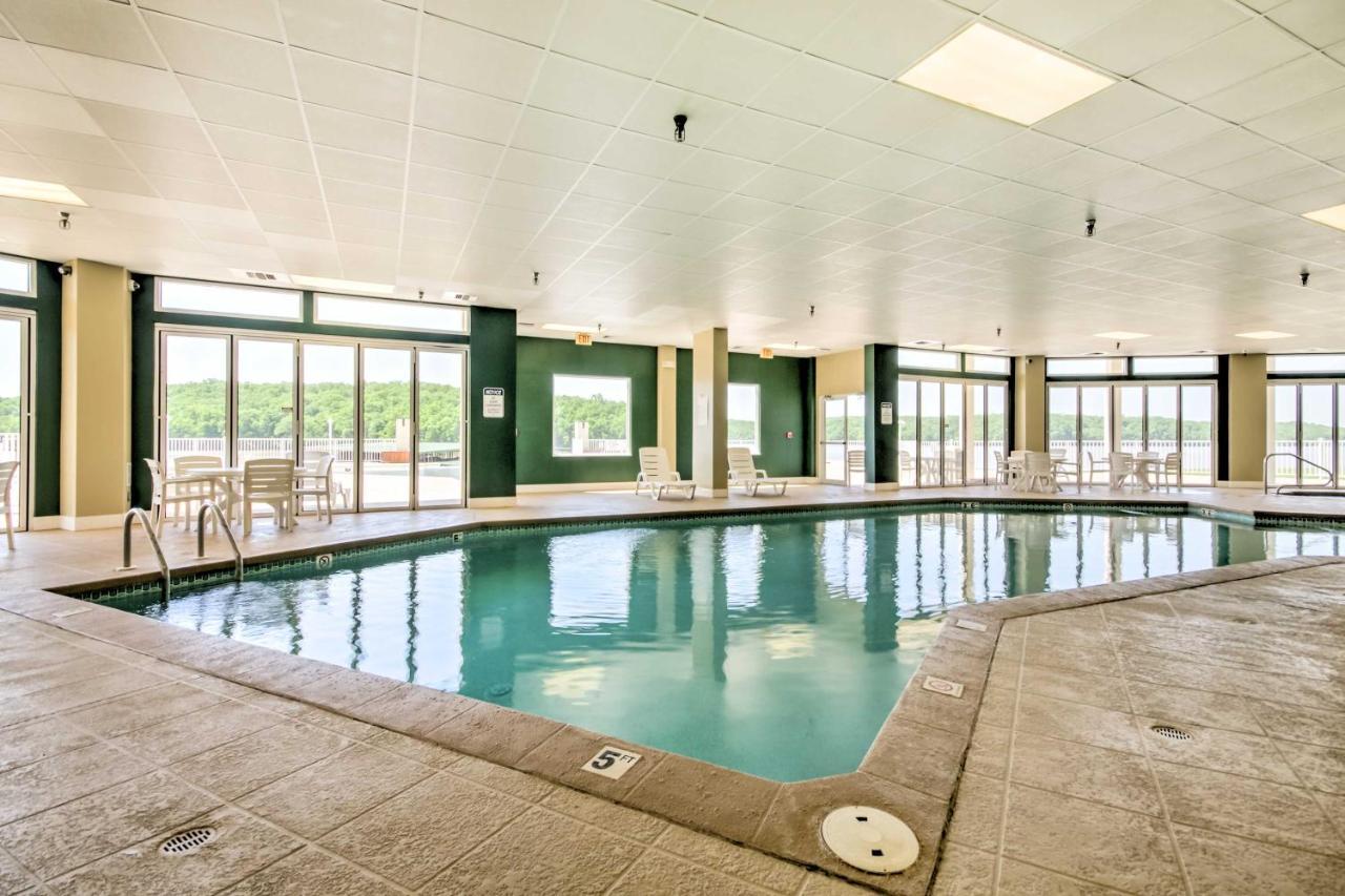 Lakefront Osage Beach Condo Balcony And Pool Access Zewnętrze zdjęcie